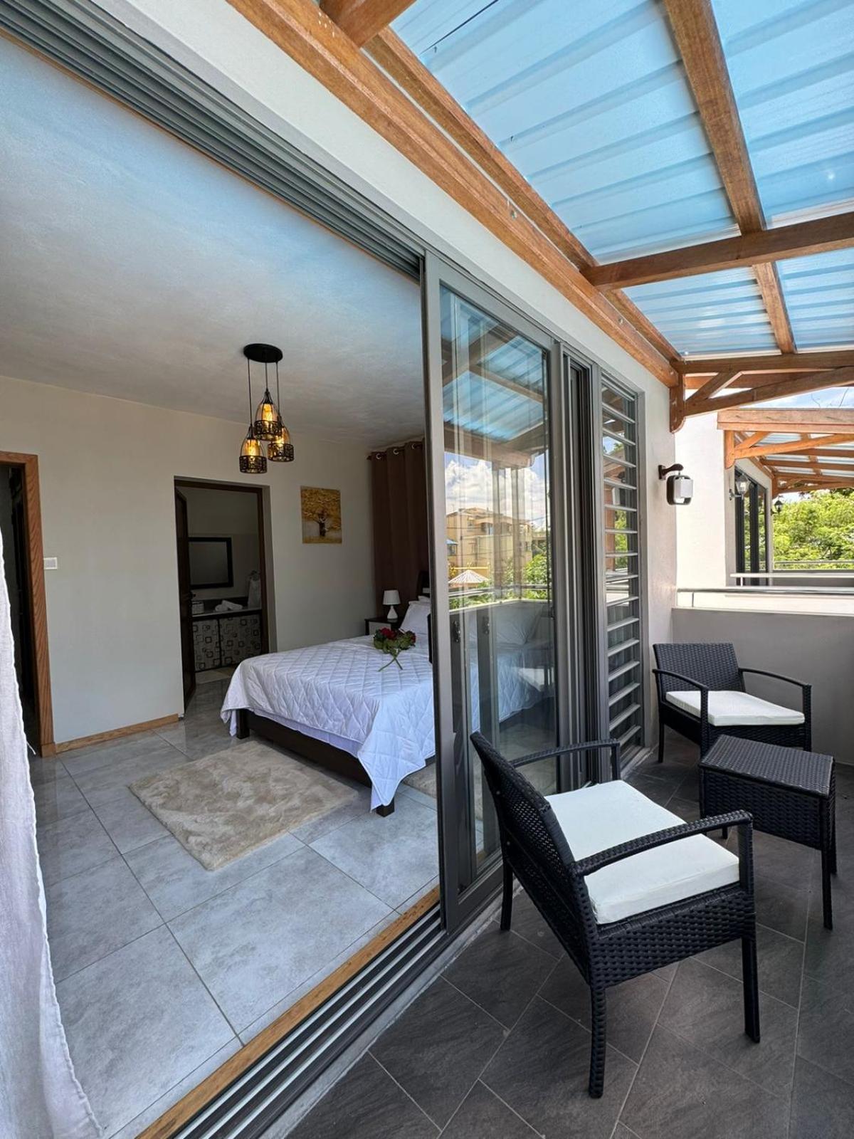 Coral Paradise Beach Villa E-05 Flic en Flac Exterior photo
