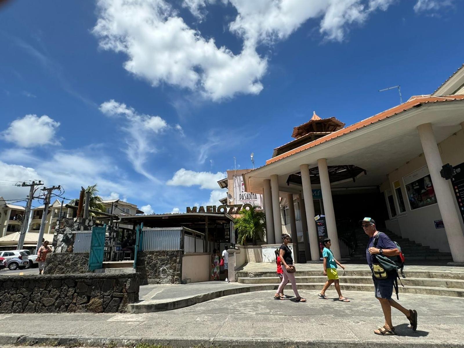Coral Paradise Beach Villa E-05 Flic en Flac Exterior photo